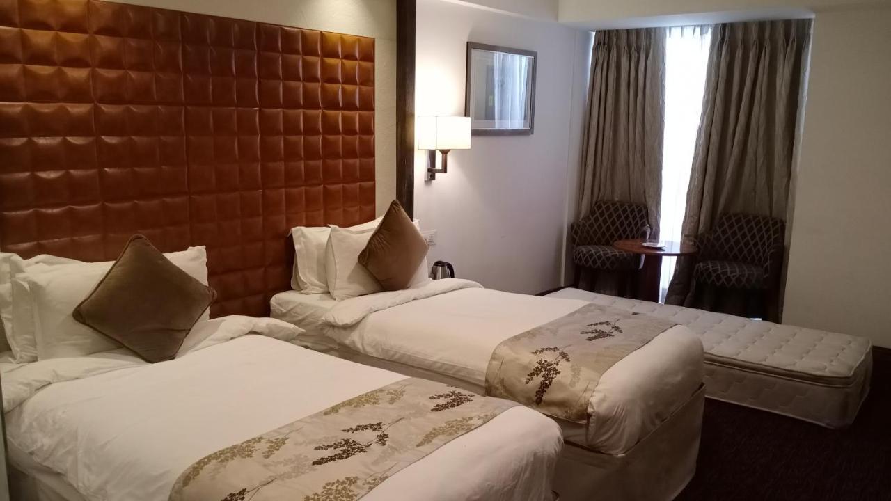 Regenta Central Hotel & Convention Centre Ναγκπούρ Εξωτερικό φωτογραφία