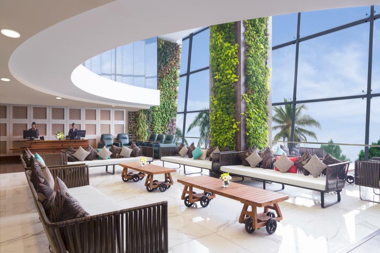 Regenta Central Hotel & Convention Centre Ναγκπούρ Εξωτερικό φωτογραφία